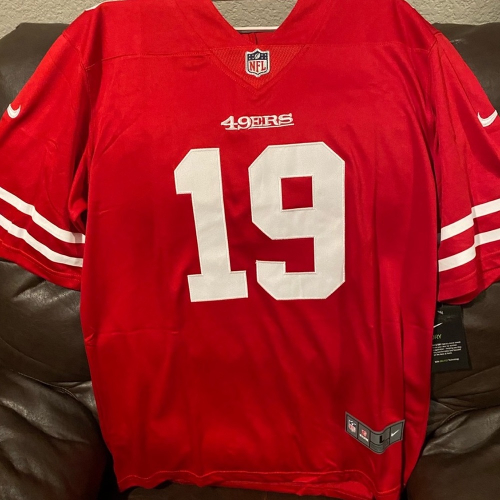 Brand New SF 49’ers Deebo Samuel 🏈 Jersey ❤️❤️❤️